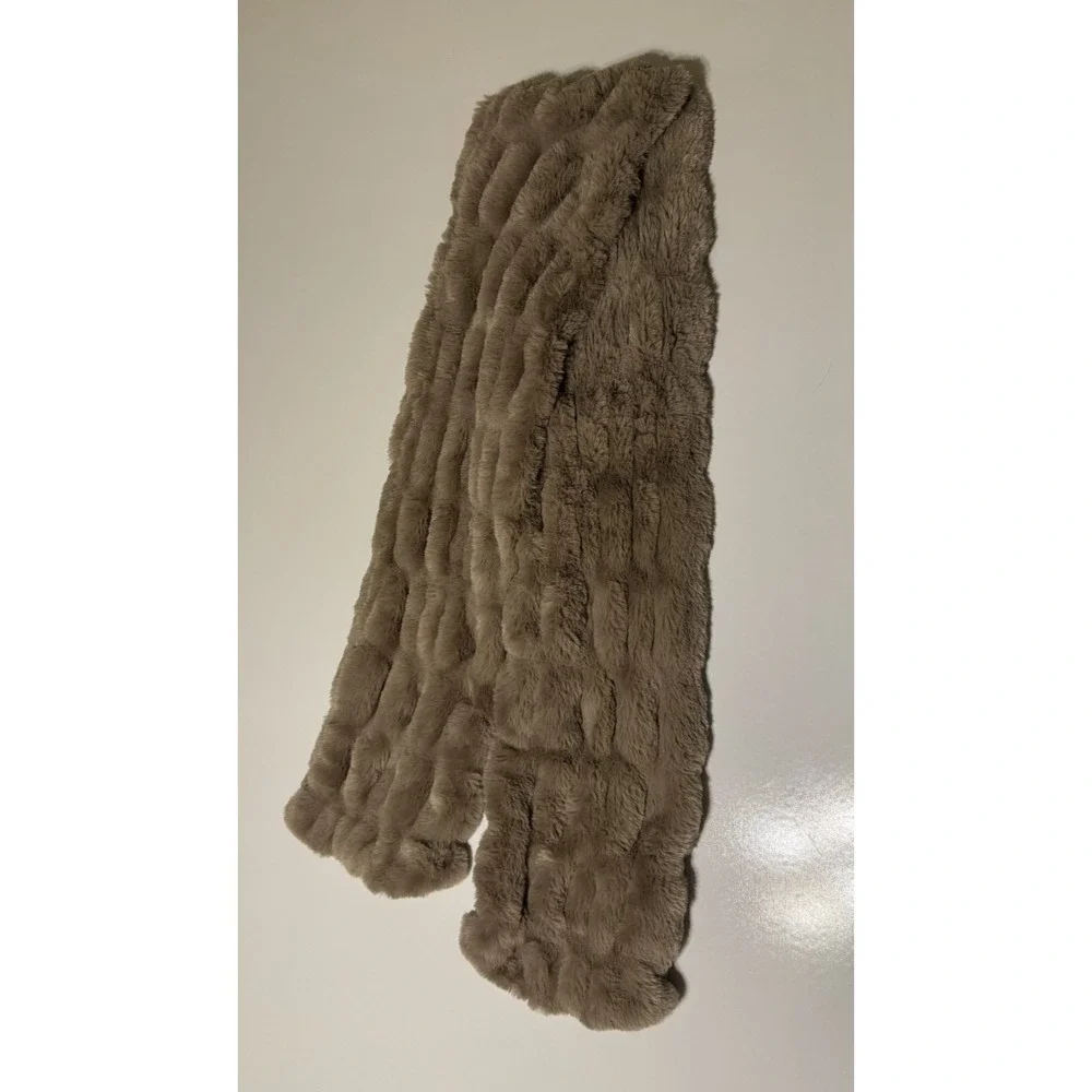 Tourance Light Brown Soft & Fluffy Beautiful Faux Fur Scarf 8" wide x 63"  Long - Picture 3 of 4